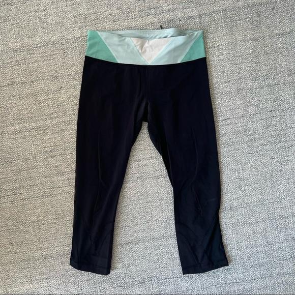 Lululemon leggings - size 8 - Picture 1 of 7